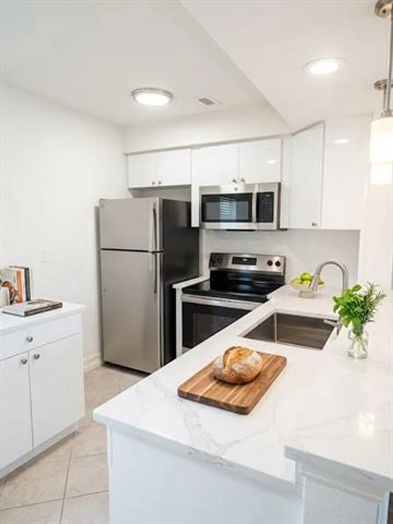 2713 NE 33rd Ave cu-2, Fort Lauderdale, FL 33308 — Photo 2