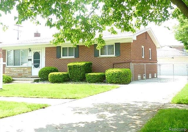 1st image of 27375 Terrell St