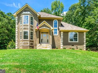 54 Spring Forest Ct, Sharpsburg, GA 30277