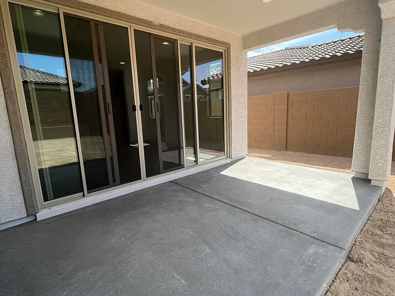 11148 W Parkway Dr — Photo 18