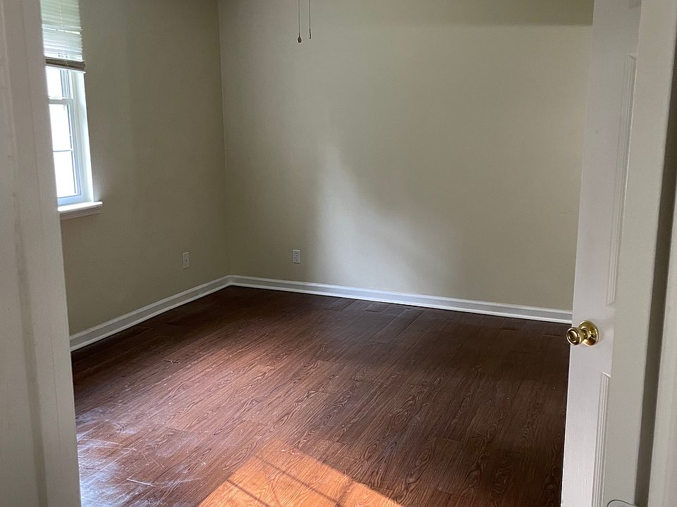 2nd image of 316 Highland Ave #8