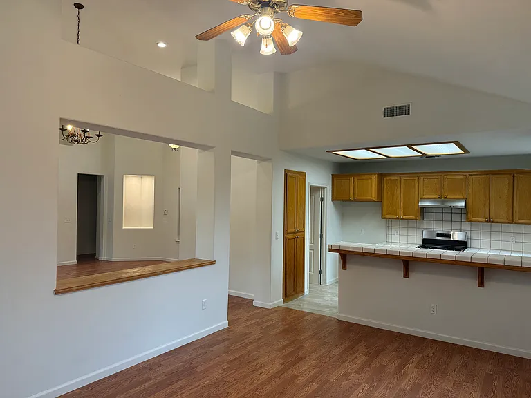 7270 N Gorma Ave — Photo 10