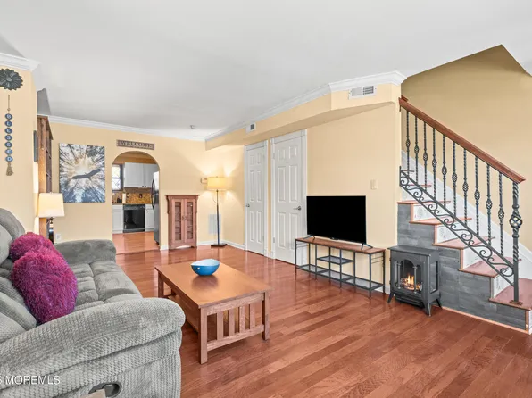 199 Briar Mills Drive, Brick, NJ 08724