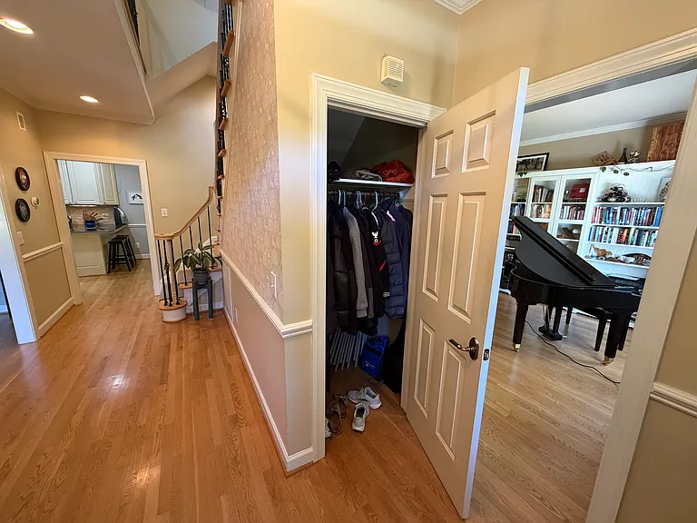 Foyer, coat closet