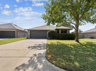 3214 Scenic Glen Dr, Mansfield, TX 76063