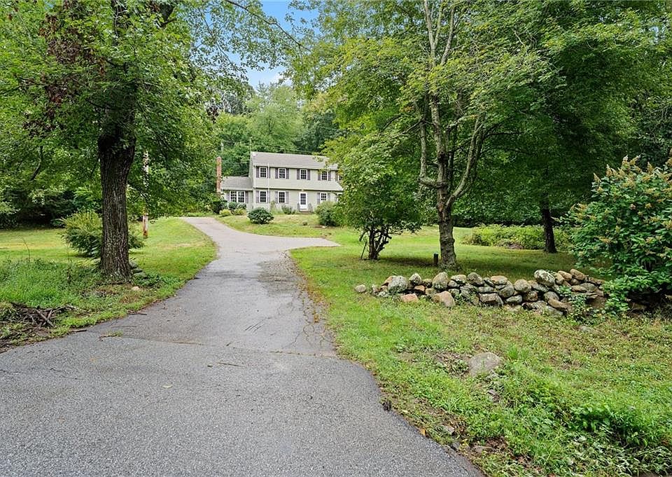 34 Maxson Hill Rd Ashaway, RI, 02804 Apartments for Rent Zillow