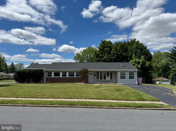100 Norwood Ln, East Norriton, PA 19401