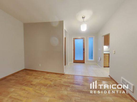 3rd image of 12602 136th St E