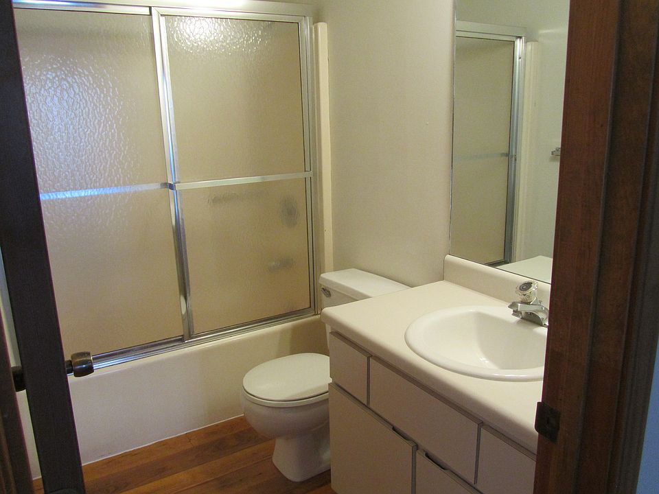 2nd image of 4325 S Broadway Ave