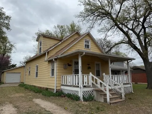 1115 W Lincoln Ave, Wellington, KS 67152