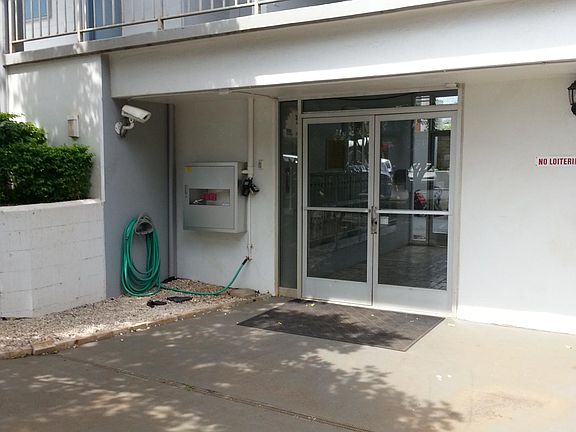 Main entrance to Centre Court building.