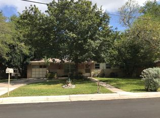 610 E Langley Blvd, Universal City, TX 78148