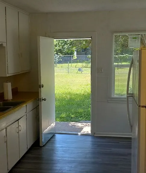 2614 SW Cornell Ave — Photo 10