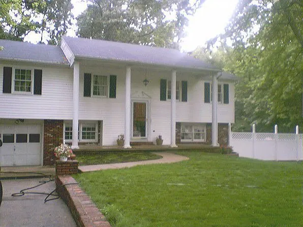1608 Coralie Ct, Pasadena, MD 21122