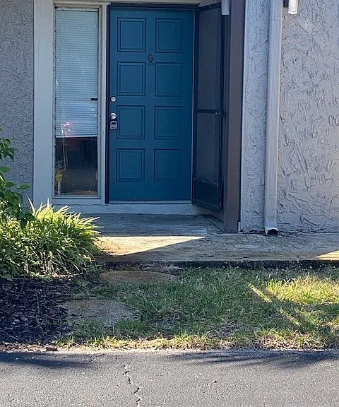6301 Newtown Cir #A3 — Photo 13