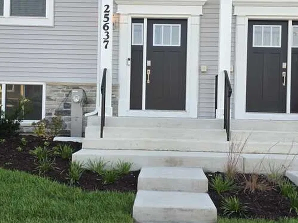 25637 W Wakefield Dr, Plainfield, IL 60544