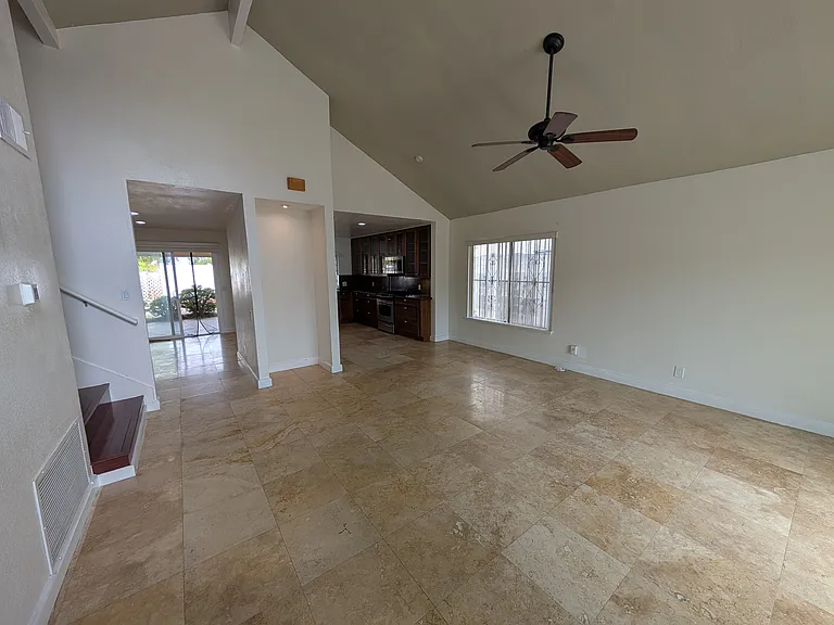 1094 Stillwell Ave — Photo 2