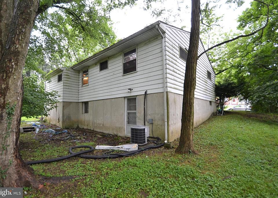 2nd image of 3713 Cassen Rd
