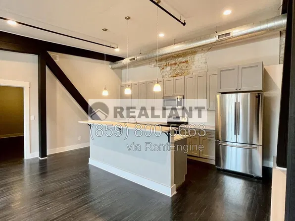 811 Madison Ave #Penthouse 400, Covington, KY 41011