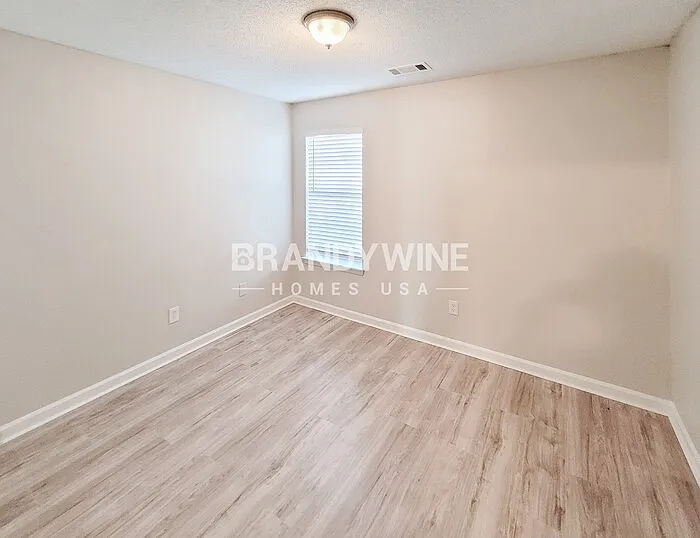4890 Phipps Dr — Photo 14