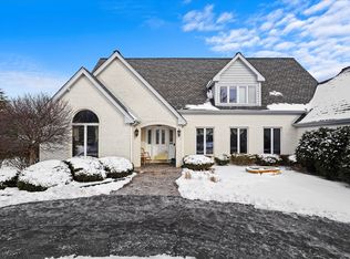 59 Horseshoe Ln, Lemont, IL 60439