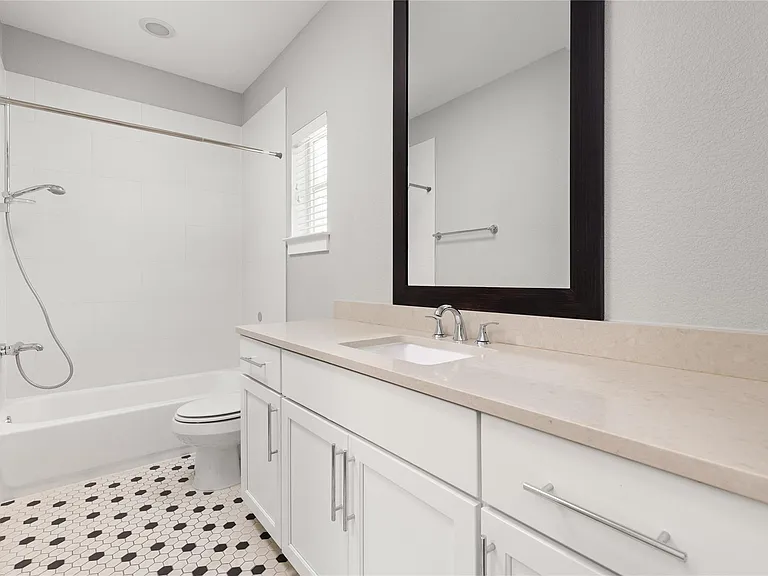 4810 Springdale Rd #19 — Photo 27