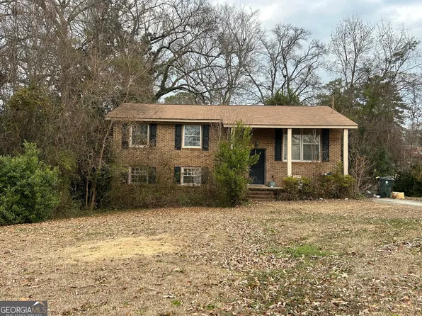 106 Woodridge Dr, Warner Robins, GA 31088