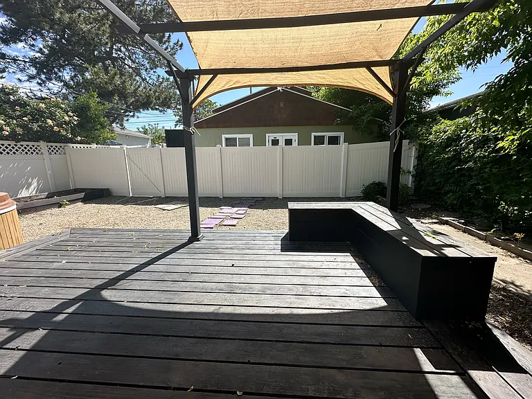 1213 S Windsor St — Photo 31