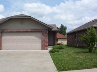 4064 S Fort Ave, Springfield, MO 65807