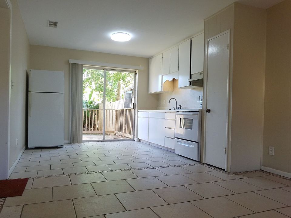 1st image of 7220 Poinciana Dr APT B