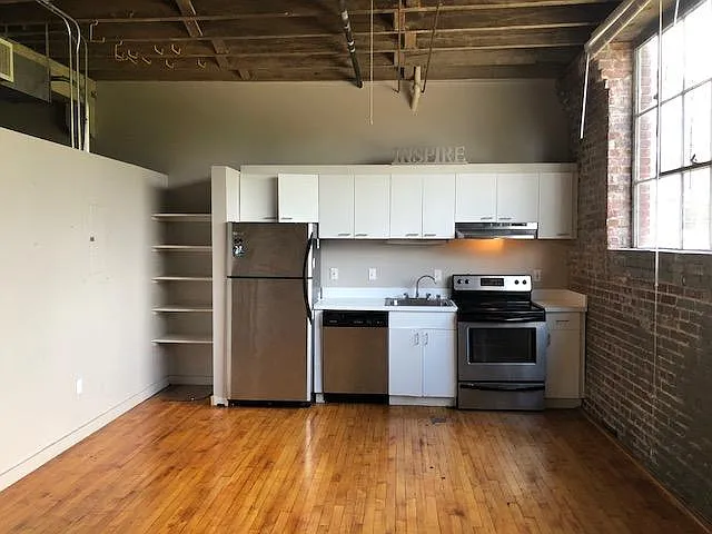 Tuf Nut Lofts — Photo 9