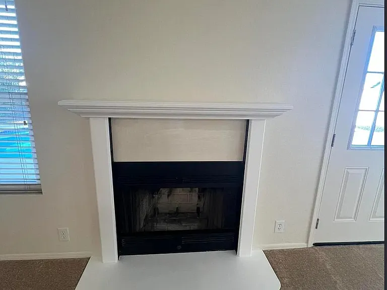 1321 E Morrow Dr — Photo 10