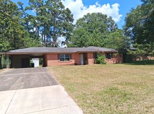 769 S Peachtree St, Jasper, TX 75951