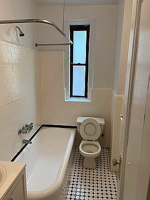 2nd image of 21 Seaman Ave #1L