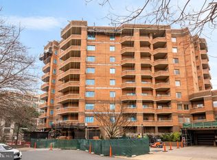1050 N Stuart St APT 716, Arlington, VA 22201