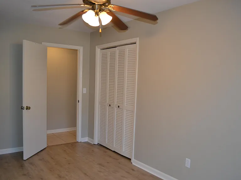 2041 Continental Ave — Photo 22
