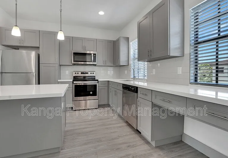630 NE 14th Ct #205 — Photo 2