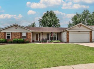 12 White Chapel Ct, O'Fallon, MO