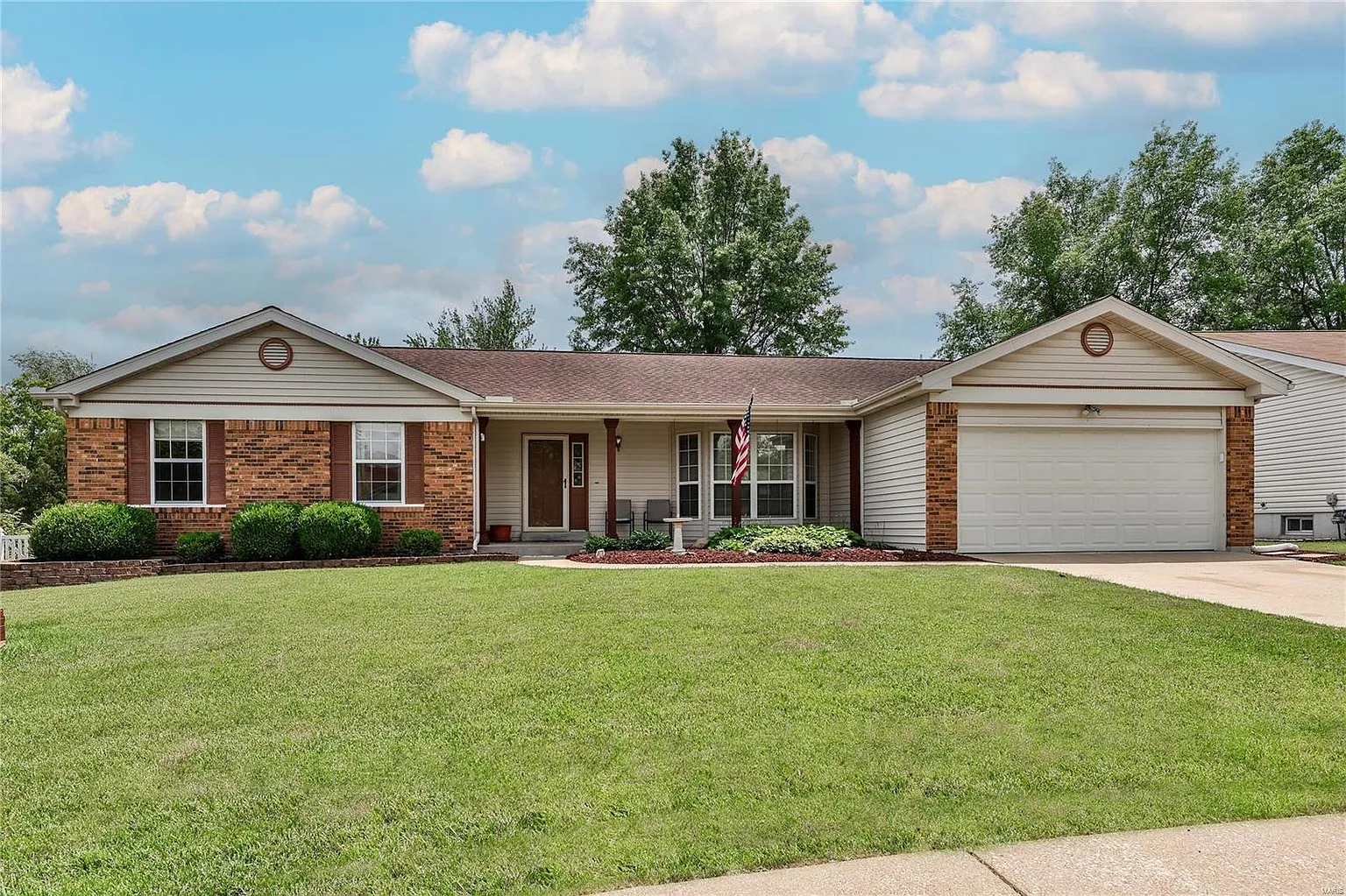 12 White Chapel Ct photo 1