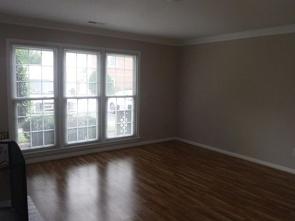 3rd image of 104 Cheltenham Way APT D