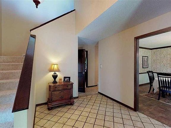 5th image of 1135 Holman St