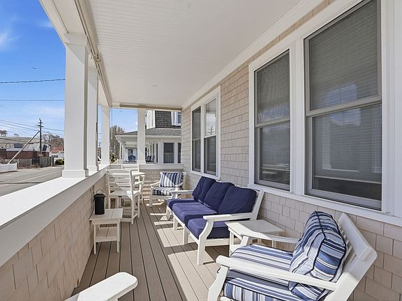 4th image of 55 A St