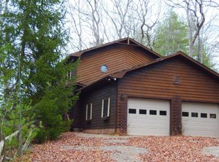 316 Highland Woods Dr, Franklin, NC 28734