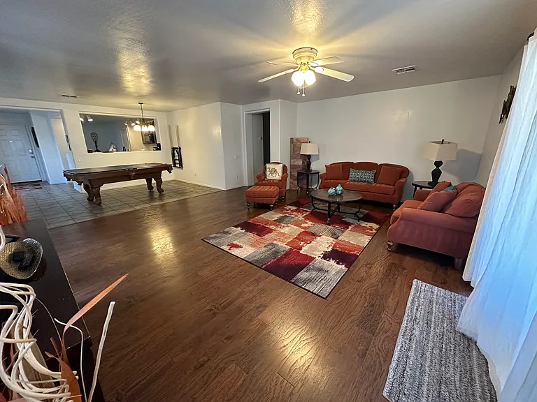 43391 W Elizabeth Ave — Photo 2