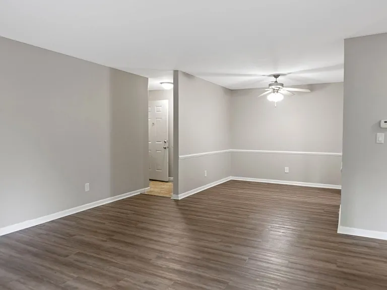 The Lenox Apartment Homes — Photo 36