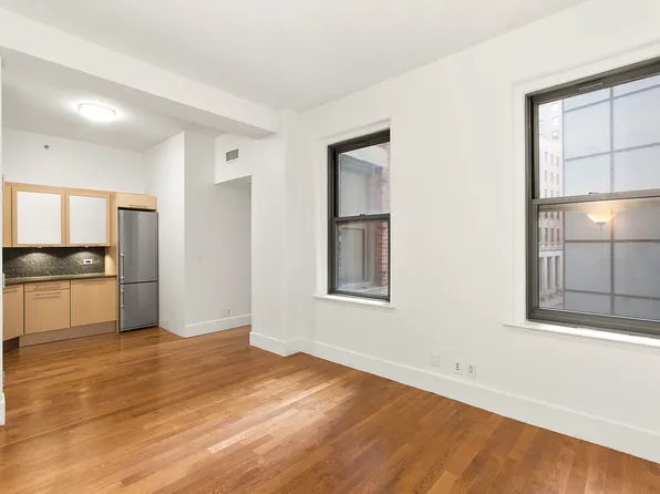 120 Greenwich St APT 3H, New York, NY 10006