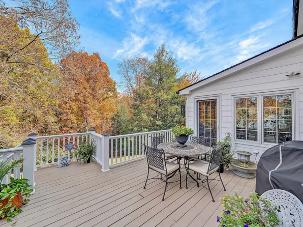 727 White Oak Rd SW, Roanoke, VA 24014