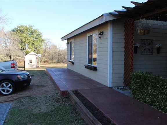 2nd image of 108 Cedarhill Dr