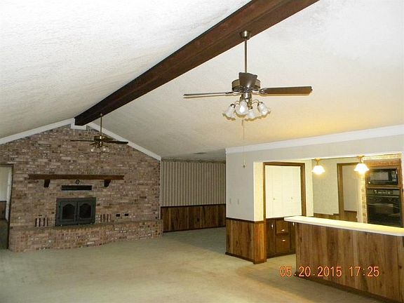 4th image of 5042 Len Dr