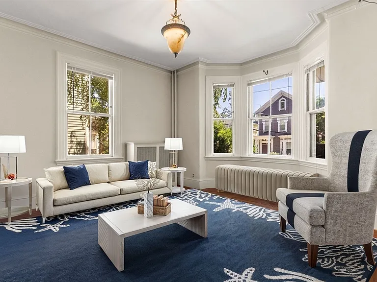 7 Burr St #1 — Photo 1